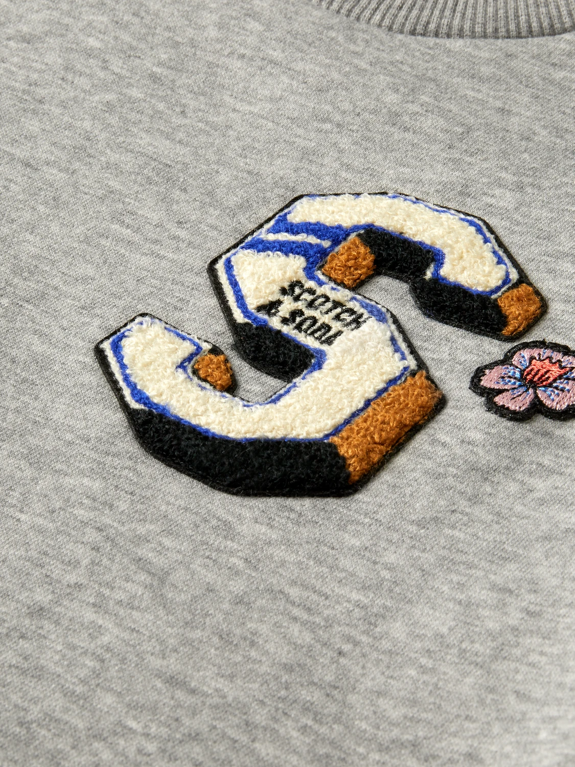 Scotch & Soda Regular-Fit Artwork Crewneck Sweatshirt - Image 7