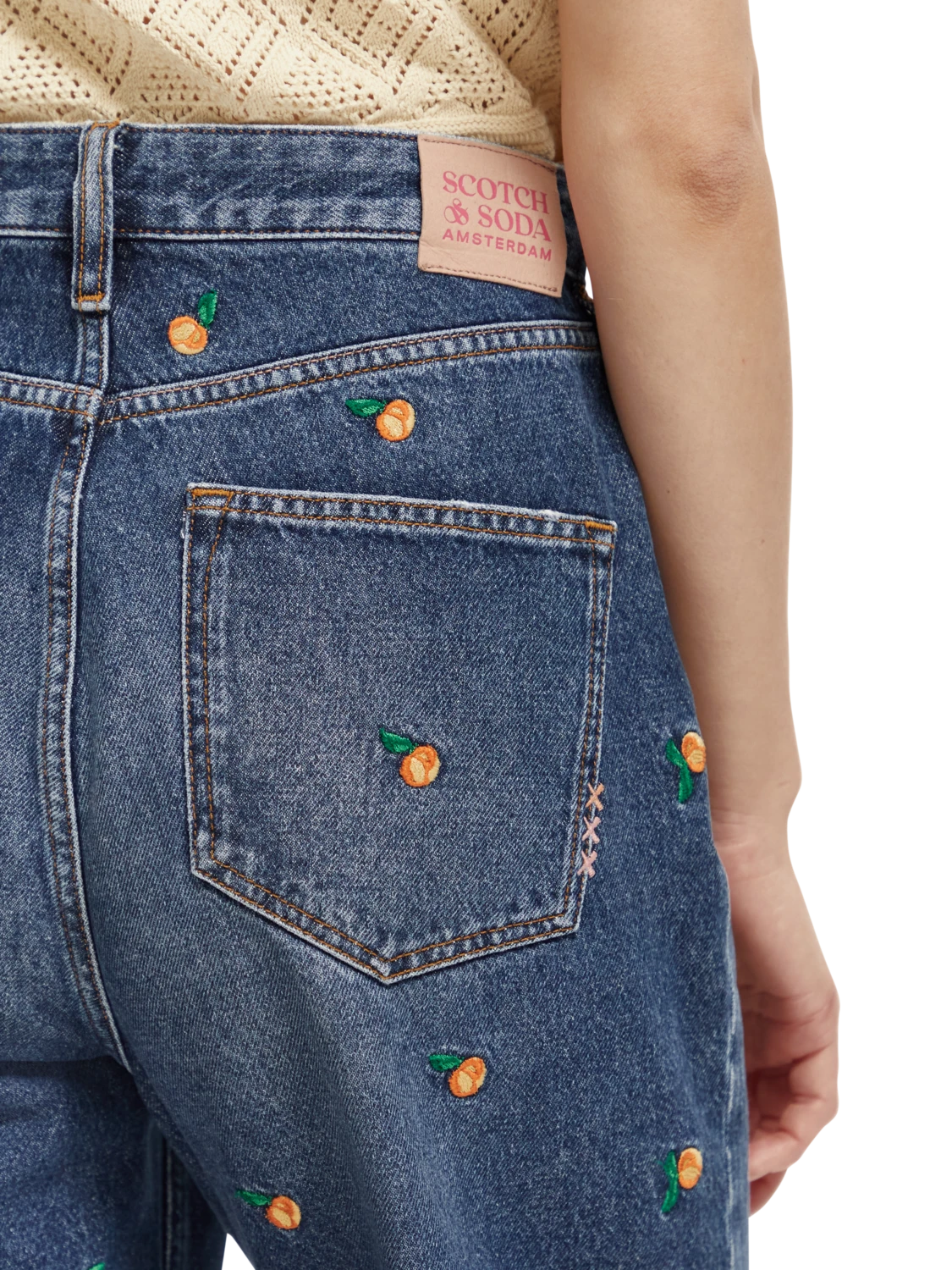 Scotch & Soda The Tide High-Rise Embroidered Balloon Fit Jeans - Image 9